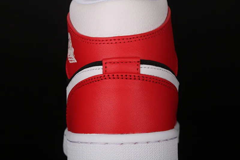 All categories Air Jordan Jordan series basketball shoes Air Jordan 1 Mid Air Jordan1 Mid AJ1 Joe 1 Little Chicago China basketball shoes BQ6472-601